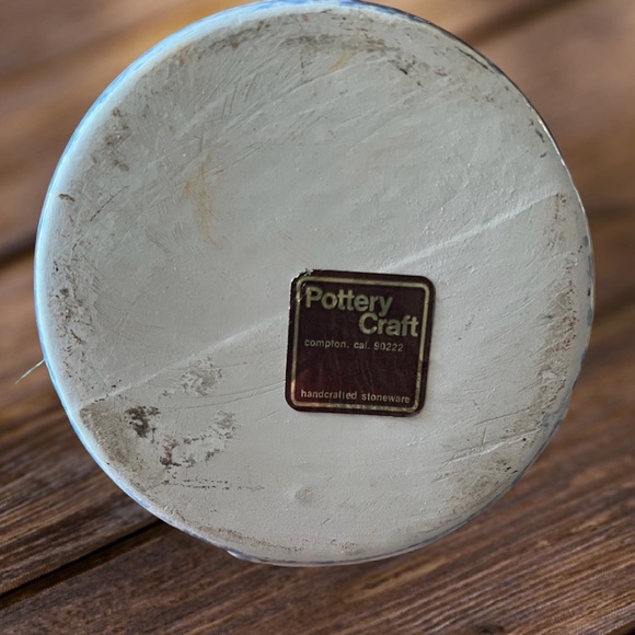 Ceramic pitcher - Picture 4 of 4